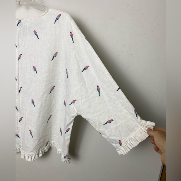 C&C California Cream Bell Sleeve Blouse - Picture 7 of 10